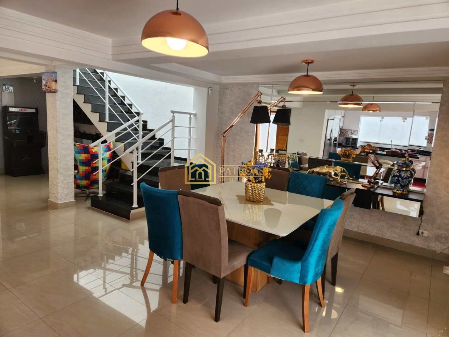 Sobrado à venda e aluguel com 3 quartos, 455m² - Foto 2