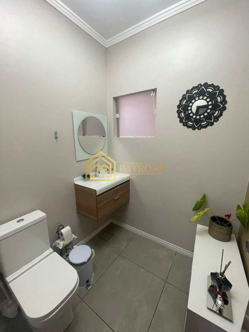 Sobrado à venda com 3 quartos, 201m² - Foto 23