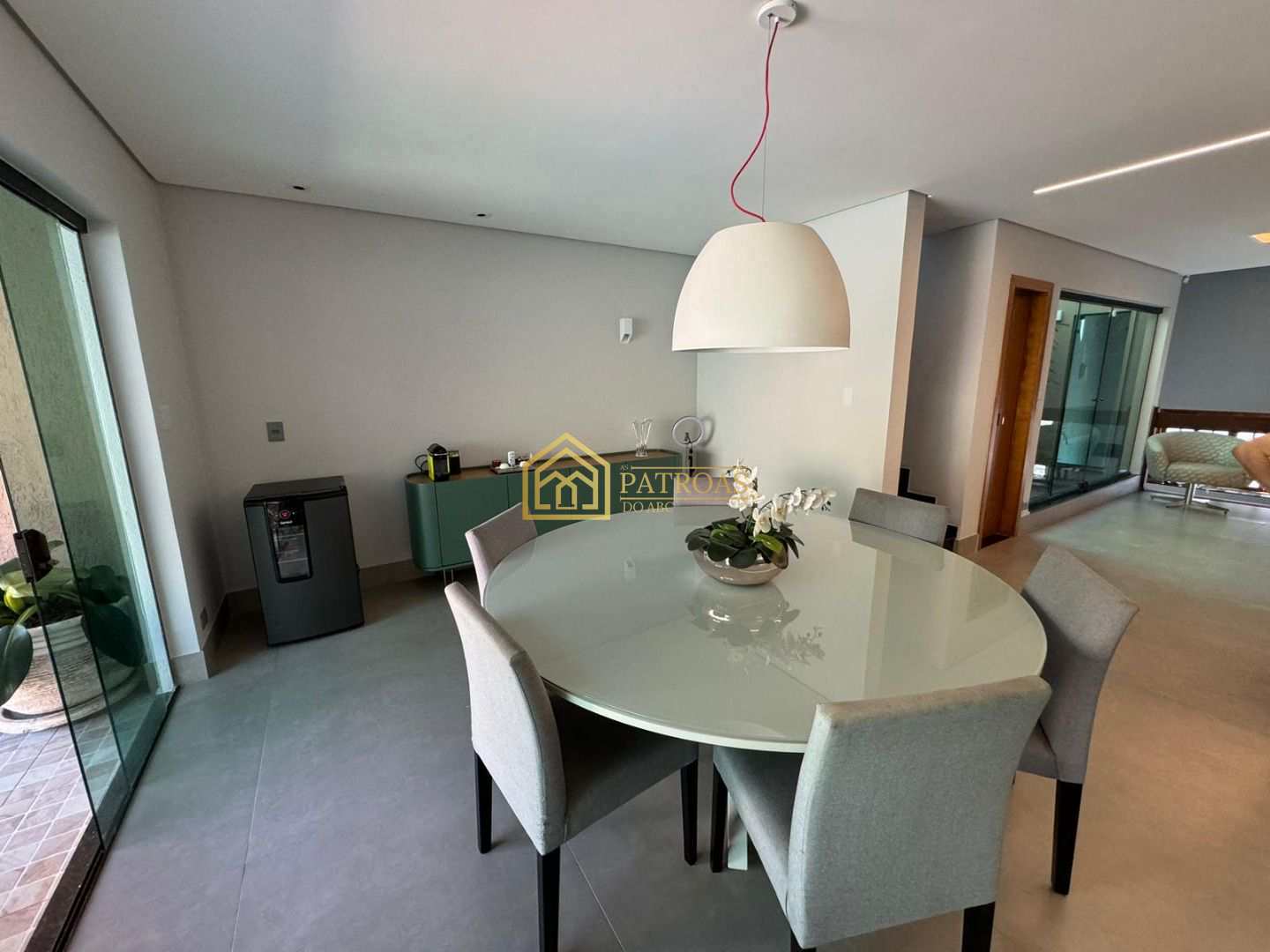 Sobrado à venda com 4 quartos, 314m² - Foto 35