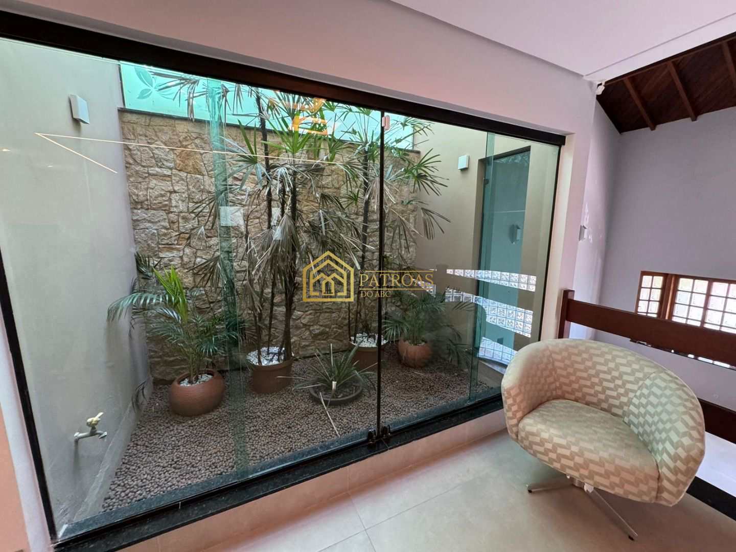 Sobrado à venda com 4 quartos, 314m² - Foto 50