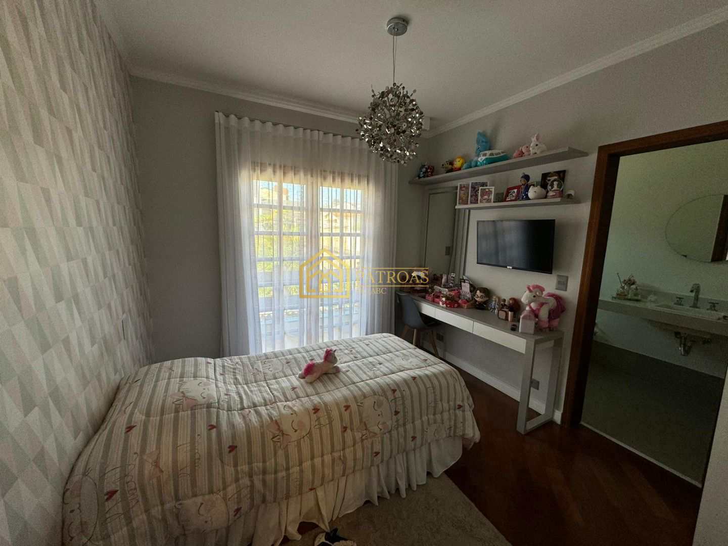 Sobrado à venda com 4 quartos, 314m² - Foto 42