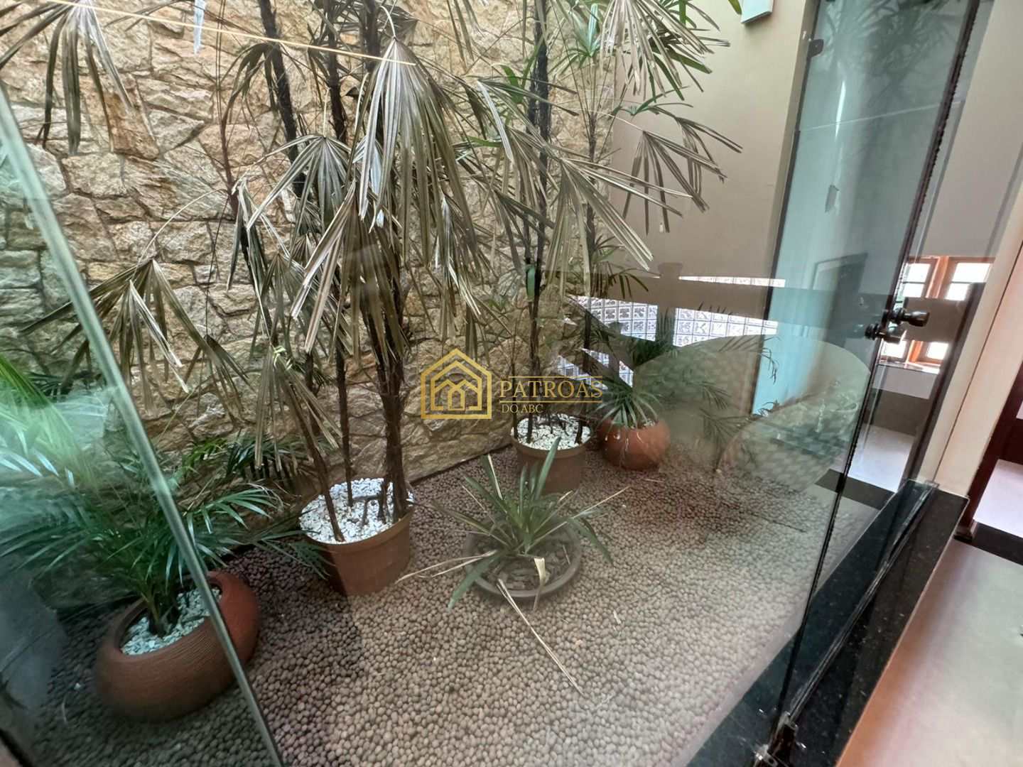 Sobrado à venda com 4 quartos, 314m² - Foto 49