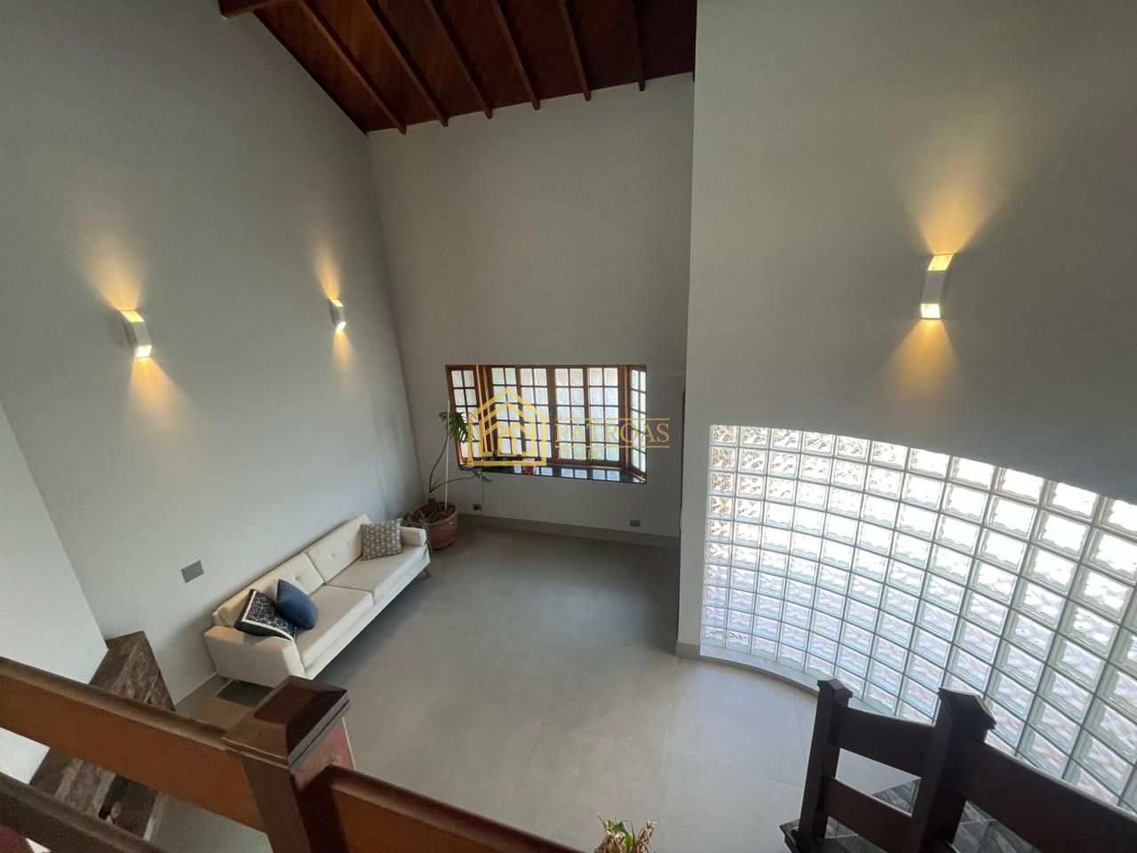 Sobrado à venda com 4 quartos, 314m² - Foto 2