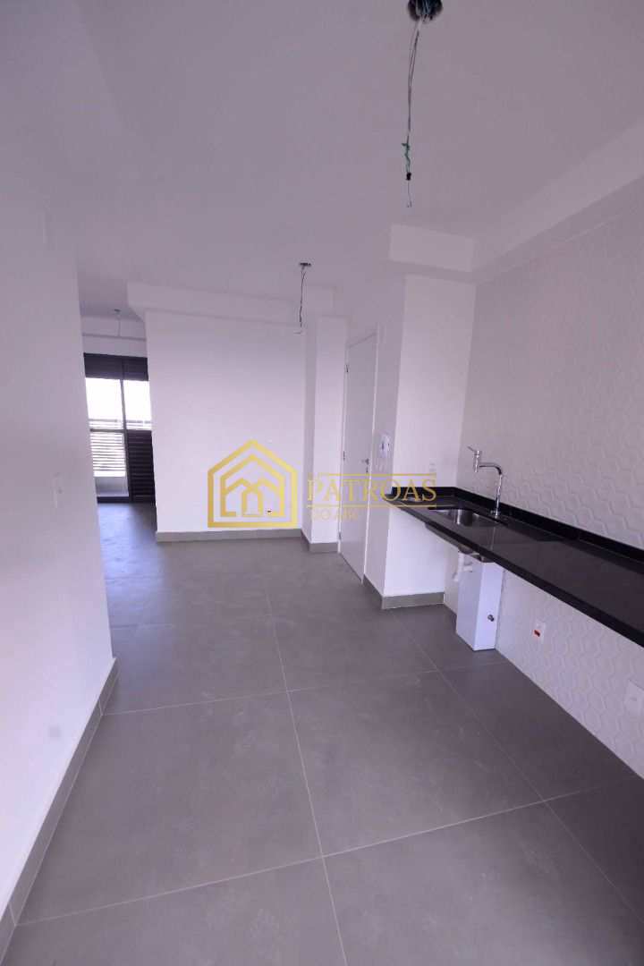 Apartamento à venda com 3 quartos, 161m² - Foto 9