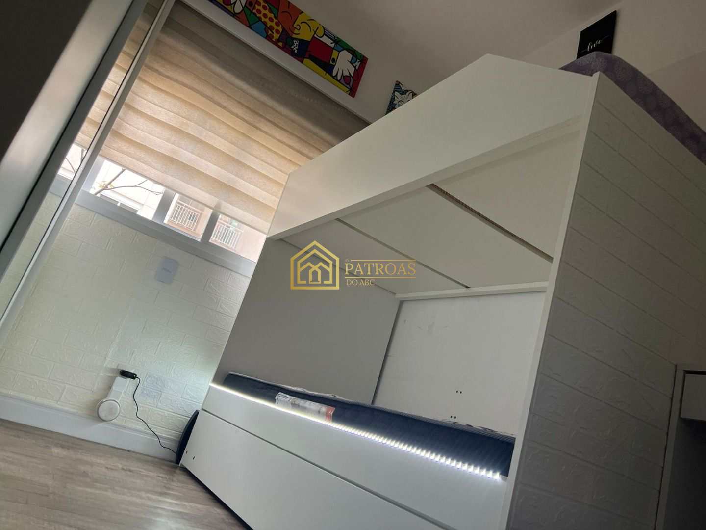 Apartamento à venda com 3 quartos, 94m² - Foto 18