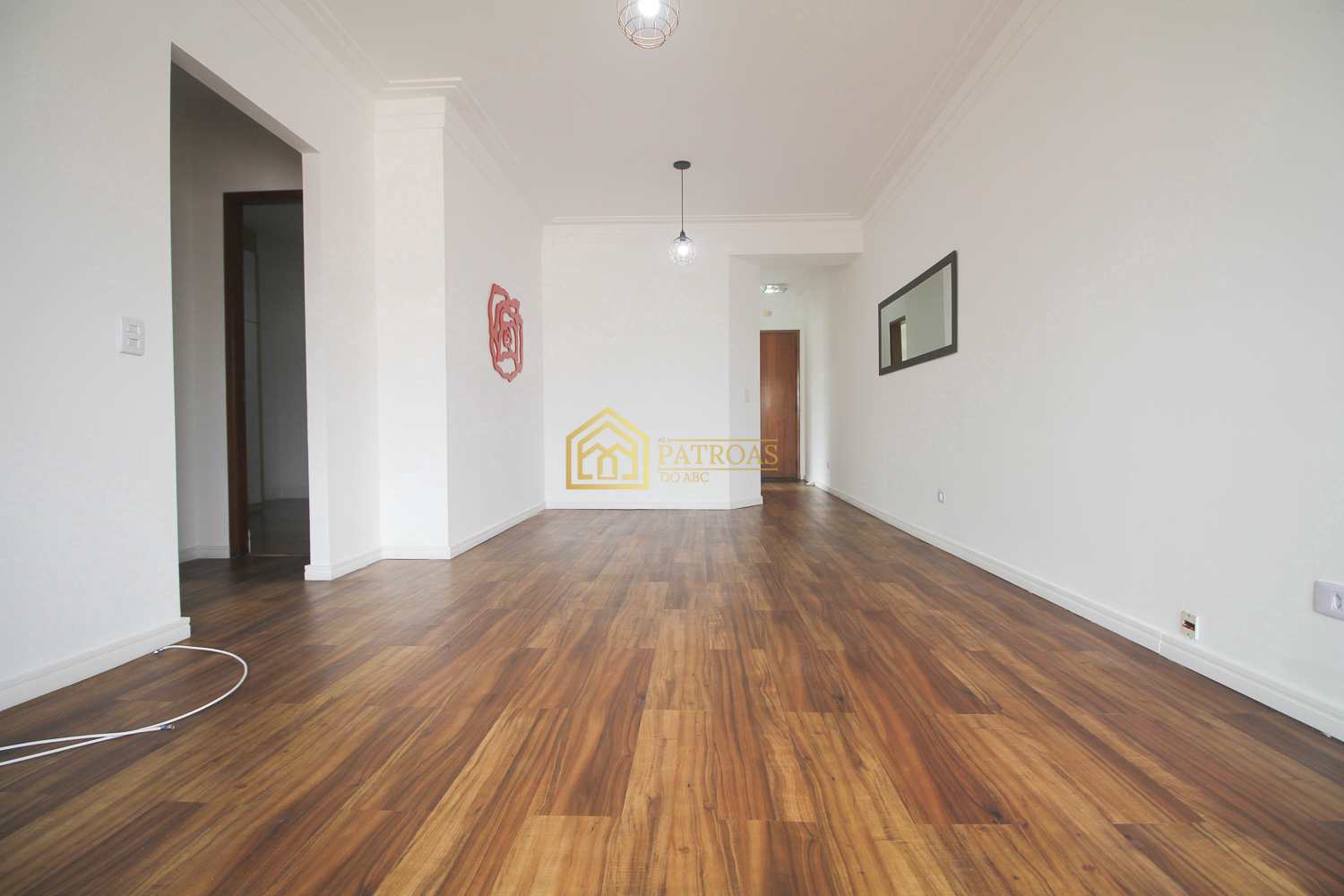 Apartamento para alugar com 2 quartos, 80m² - Foto 1