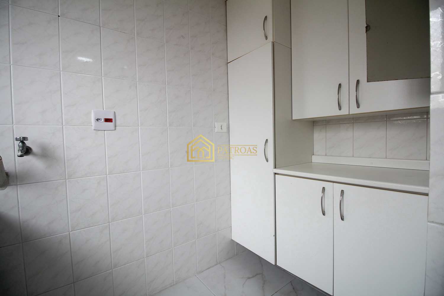 Apartamento para alugar com 2 quartos, 80m² - Foto 40