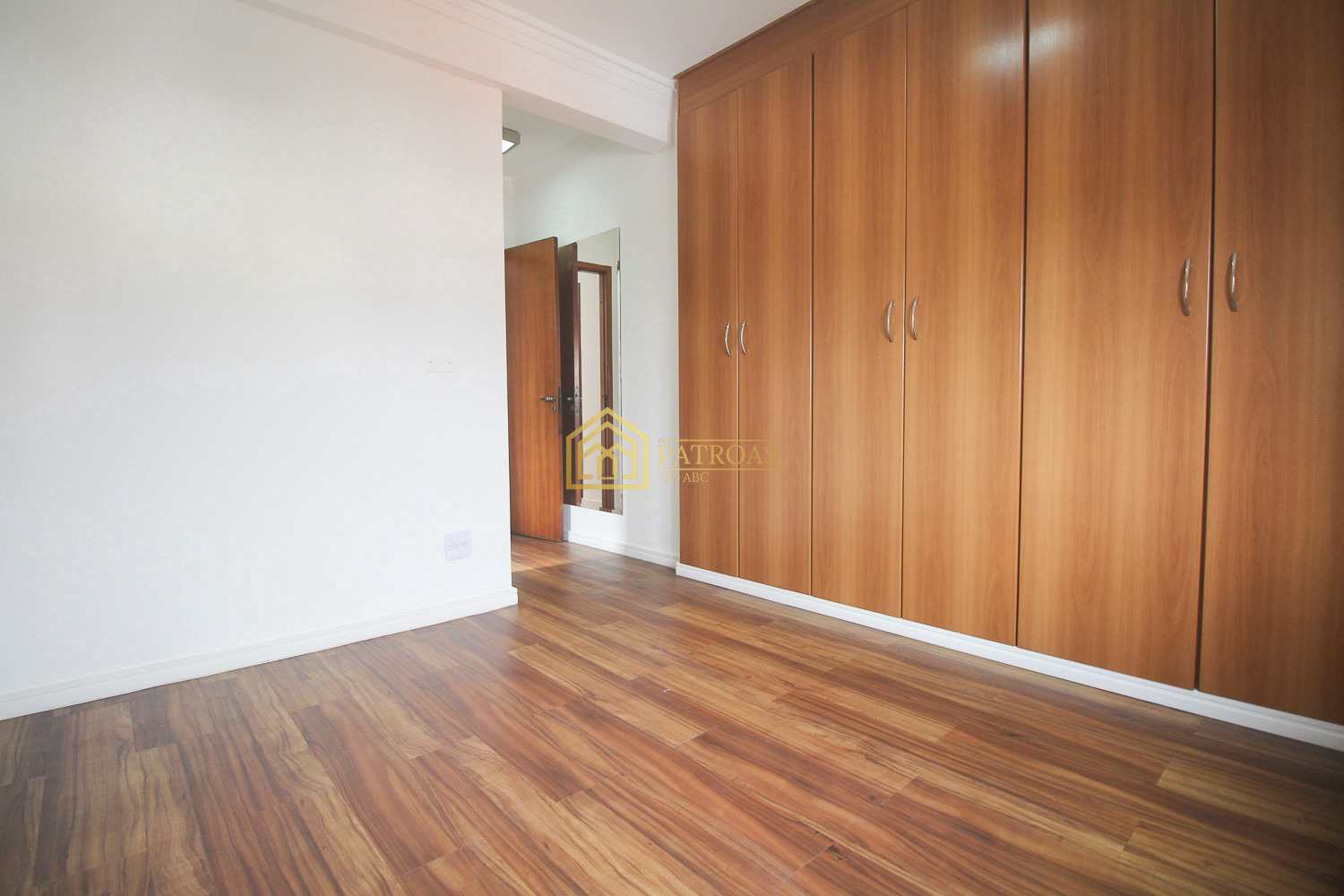 Apartamento para alugar com 2 quartos, 80m² - Foto 51