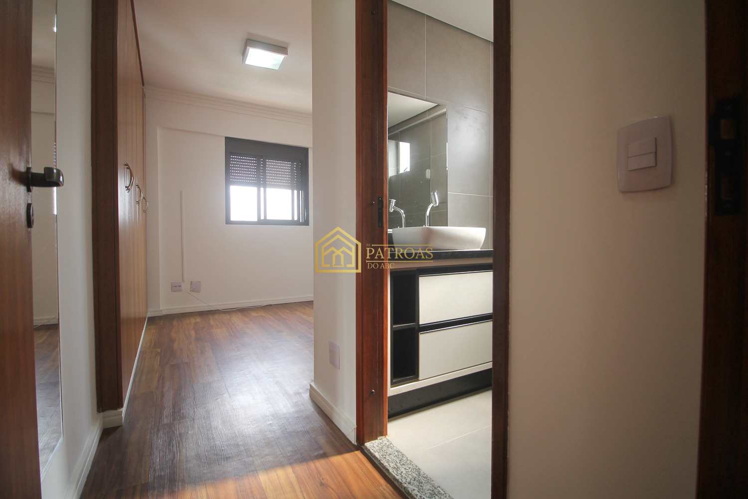 Apartamento para alugar com 2 quartos, 80m² - Foto 15