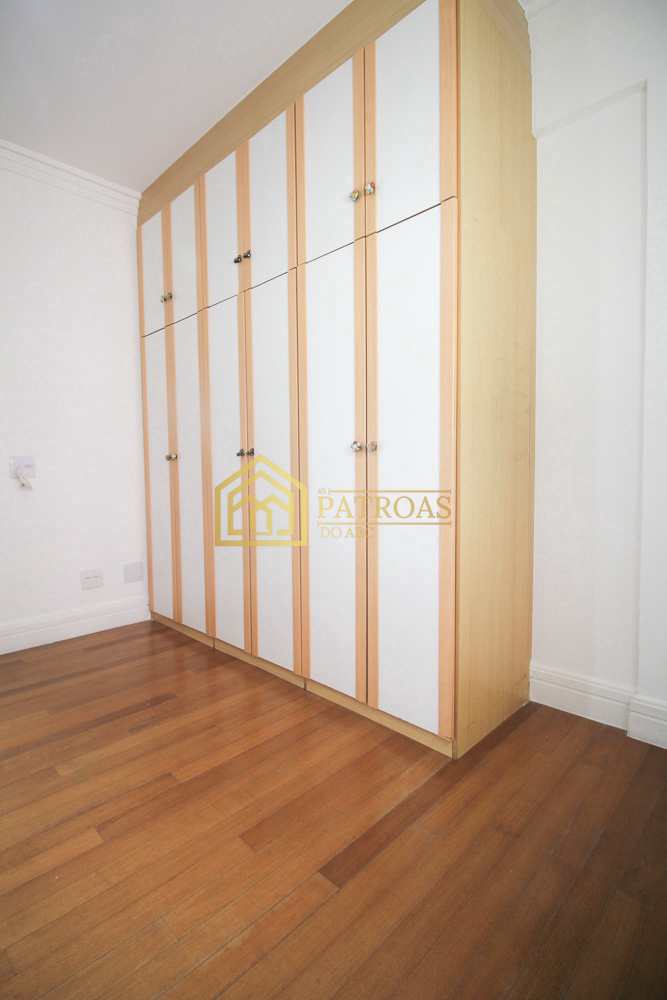 Apartamento para alugar com 2 quartos, 80m² - Foto 27