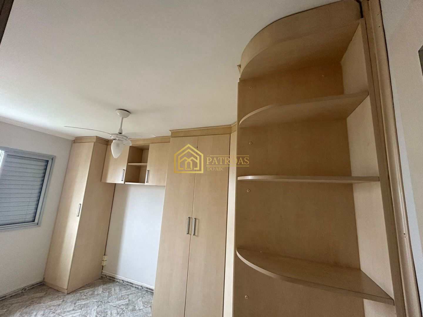 Apartamento à venda com 2 quartos, 51m² - Foto 11