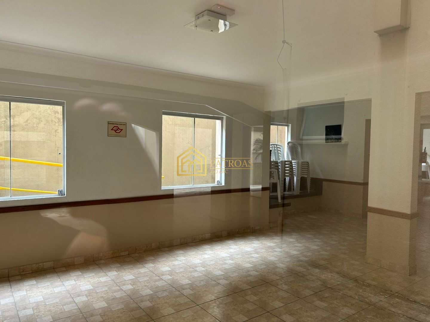 Apartamento à venda com 2 quartos, 51m² - Foto 25