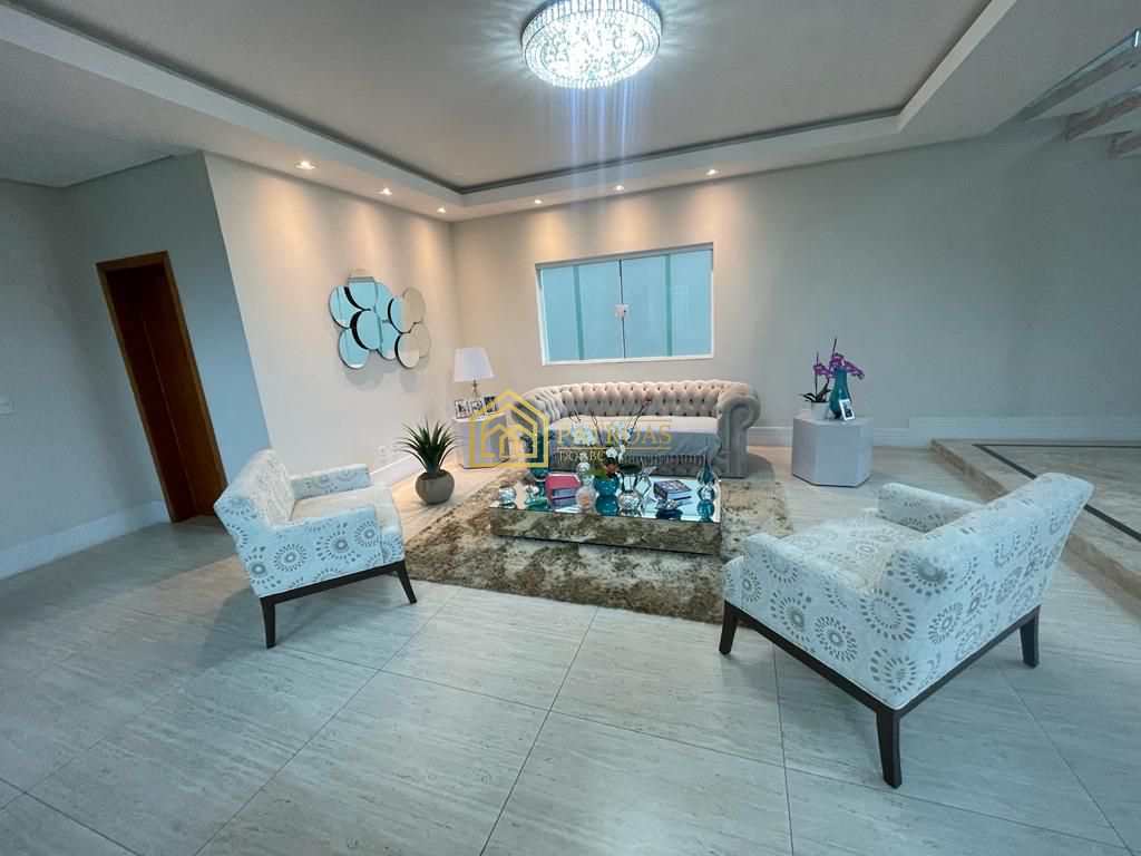 Casa à venda com 5 quartos, 500m² - Foto 2