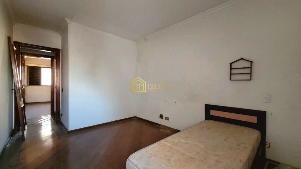 Apartamento à venda com 4 quartos, 201m² - Foto 15