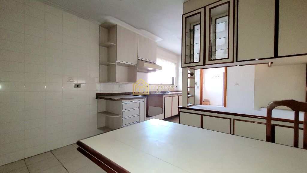 Apartamento à venda com 4 quartos, 201m² - Foto 9