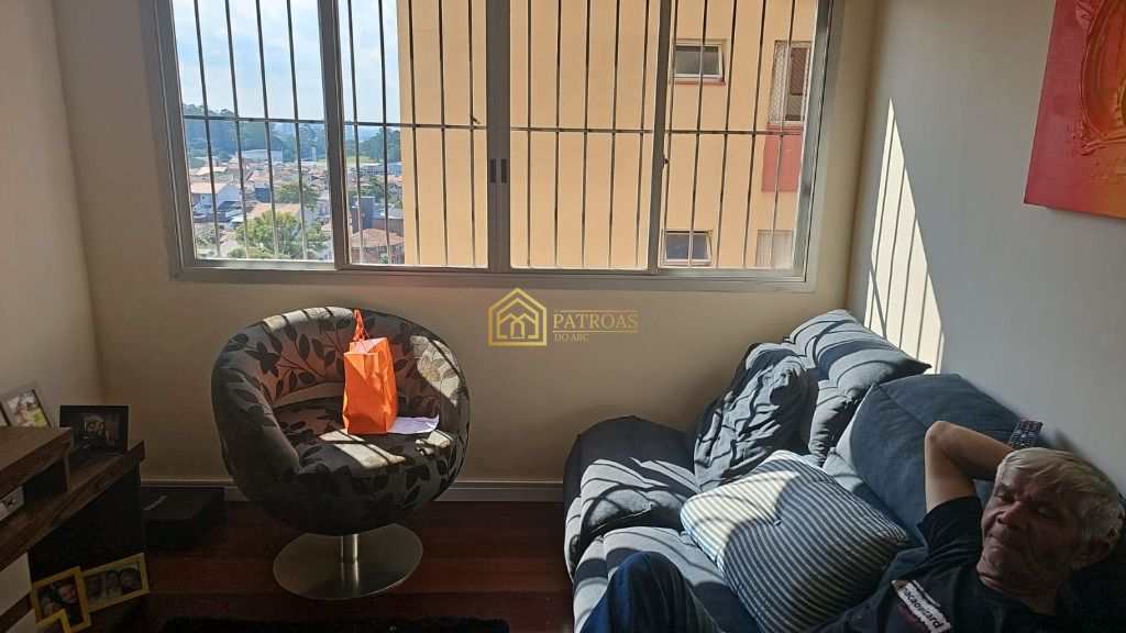 Apartamento à venda com 2 quartos, 72m² - Foto 4