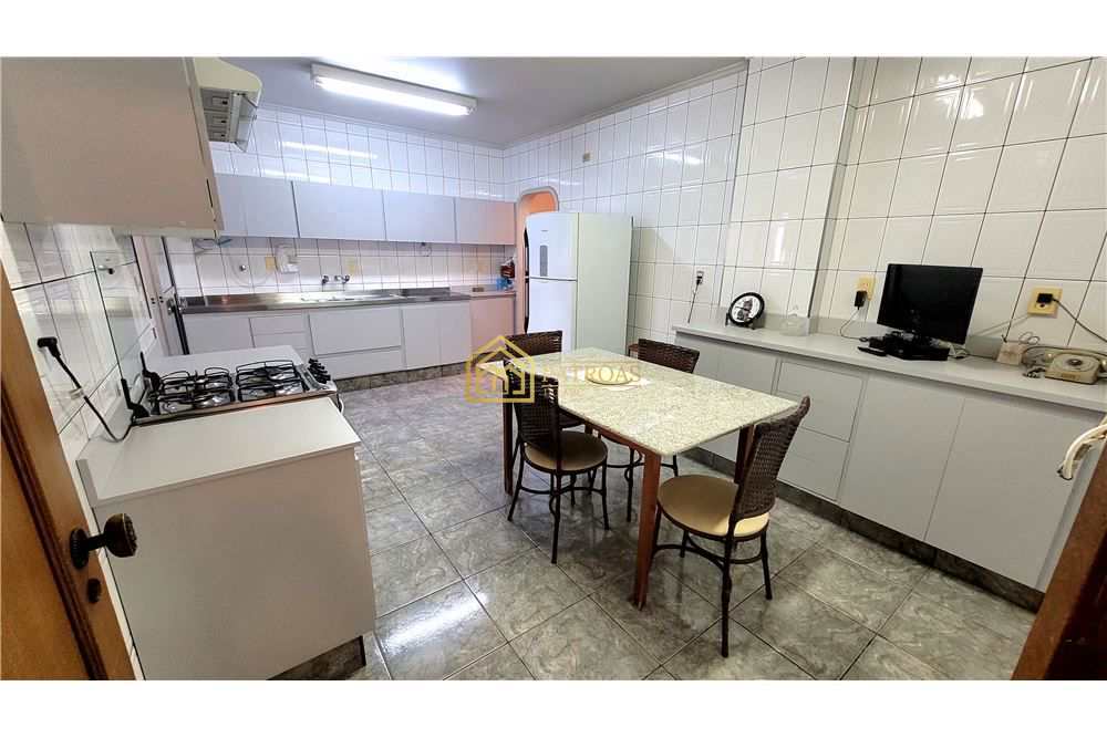 Apartamento à venda com 3 quartos, 133m² - Foto 8