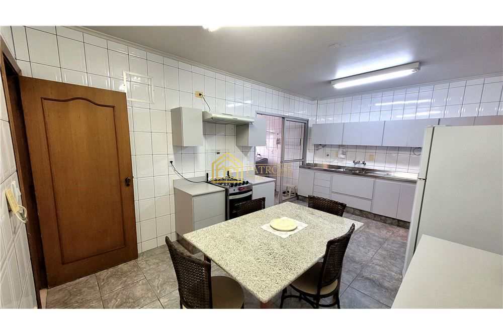 Apartamento à venda com 3 quartos, 133m² - Foto 7