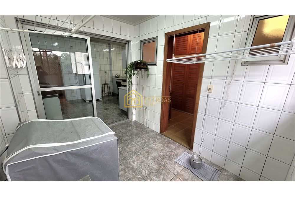 Apartamento à venda com 3 quartos, 133m² - Foto 10