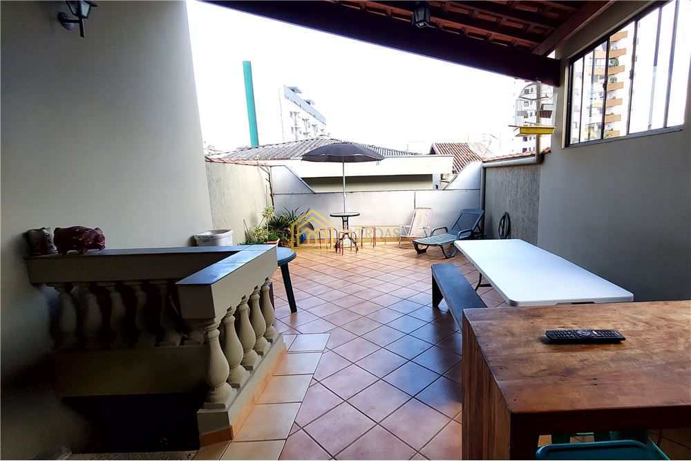 Sobrado à venda com 3 quartos, 231m² - Foto 14