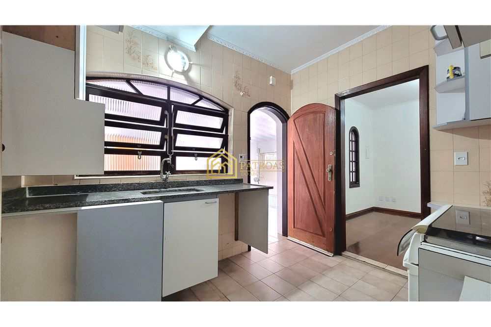 Casa à venda com 2 quartos, 182m² - Foto 36