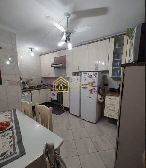 Sobrado à venda com 4 quartos, 250m² - Foto 3