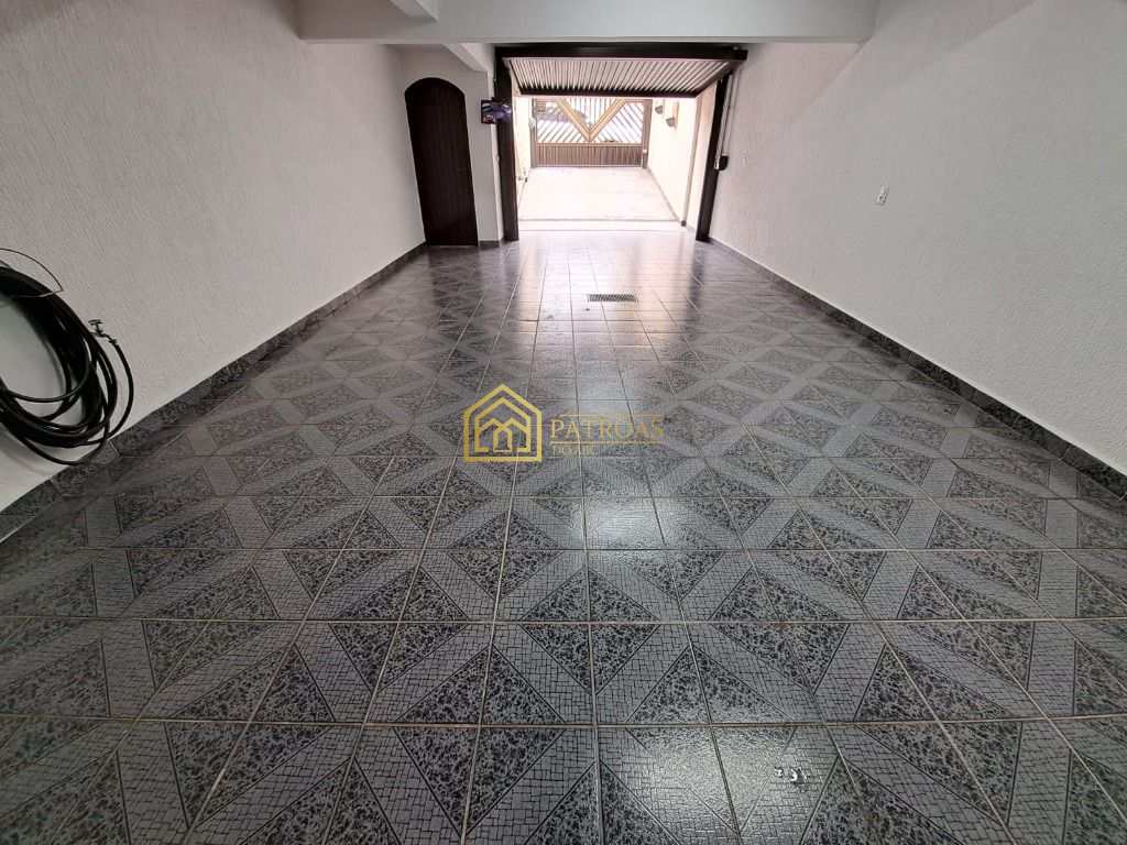 Sobrado à venda com 3 quartos, 300m² - Foto 15