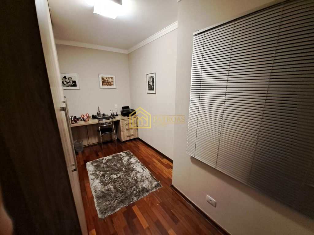 Sobrado à venda com 3 quartos, 300m² - Foto 11