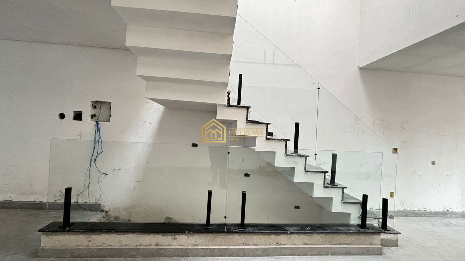 Sobrado à venda com 3 quartos, 211m² - Foto 25