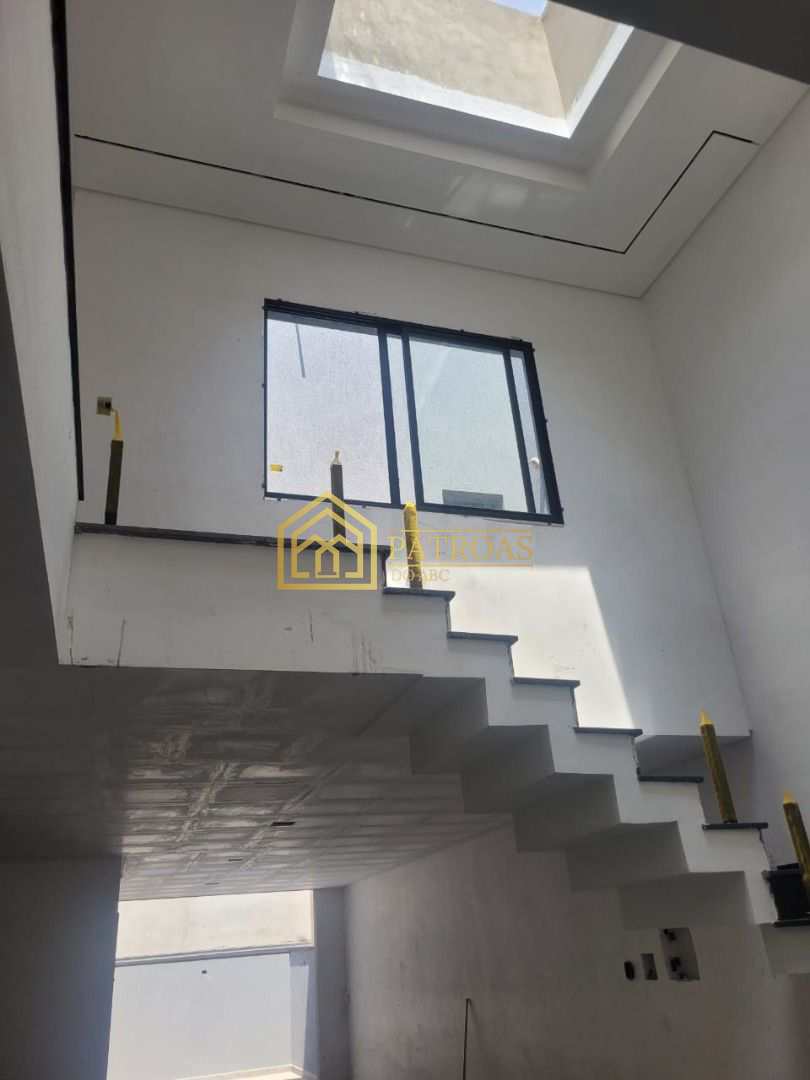 Sobrado à venda com 3 quartos, 211m² - Foto 9