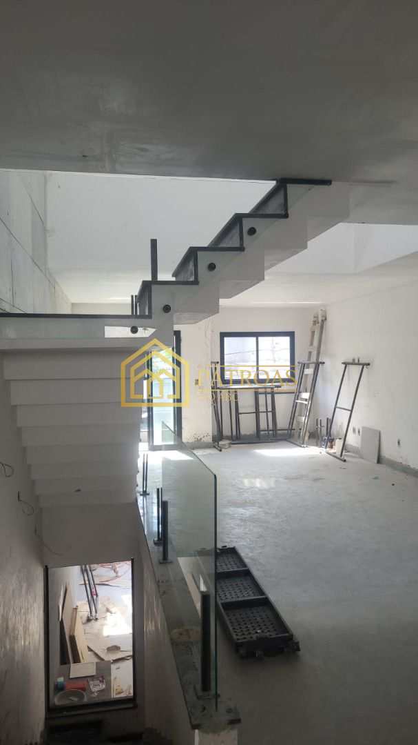 Sobrado à venda com 3 quartos, 211m² - Foto 29