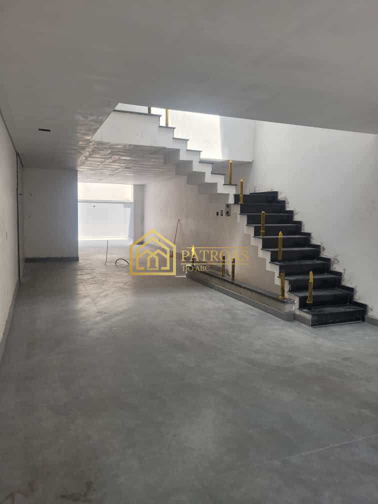 Sobrado à venda com 3 quartos, 211m² - Foto 5