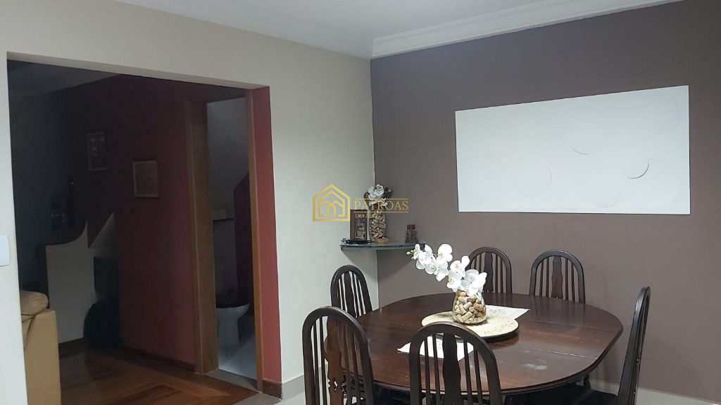 Sobrado à venda com 3 quartos, 240m² - Foto 3