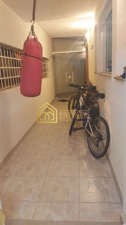 Sobrado à venda com 3 quartos, 240m² - Foto 27