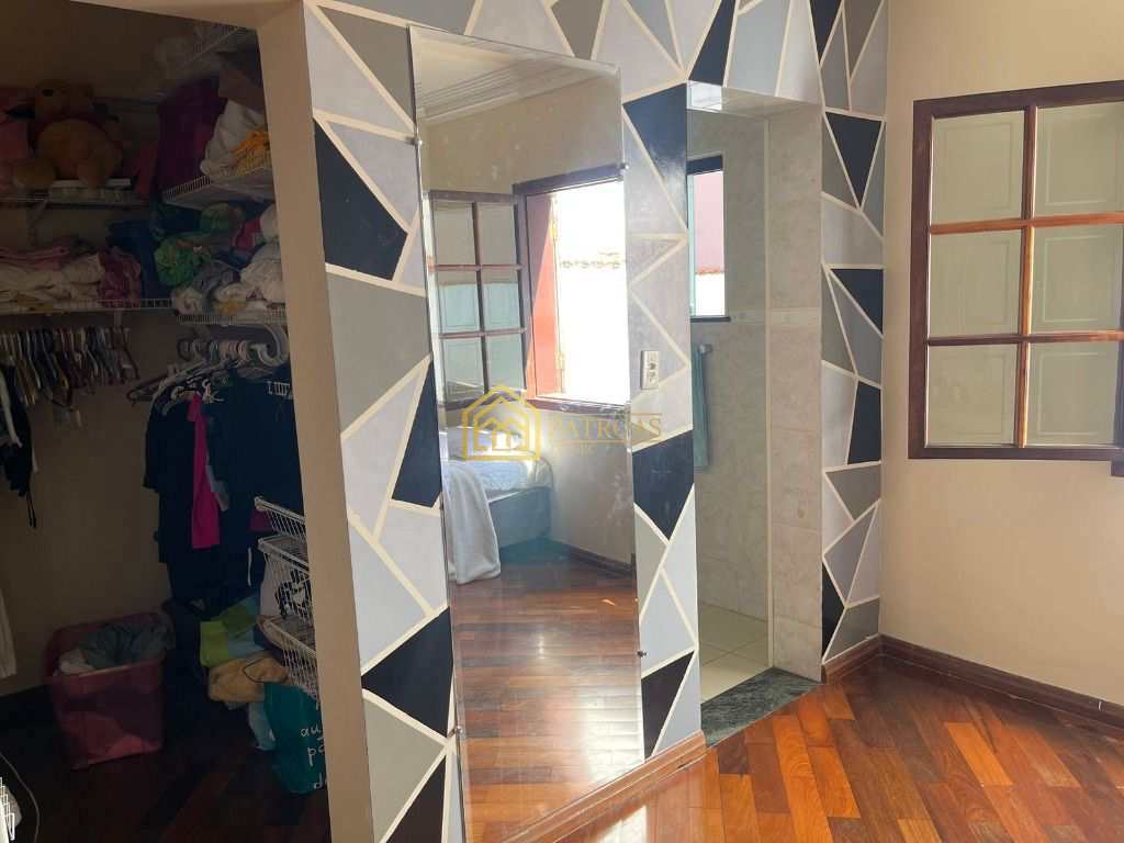 Sobrado à venda com 4 quartos, 416m² - Foto 34