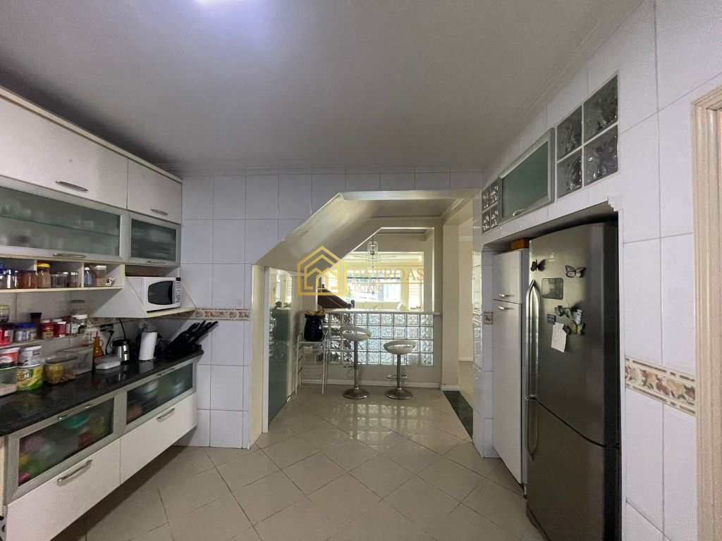 Sobrado à venda com 4 quartos, 416m² - Foto 8