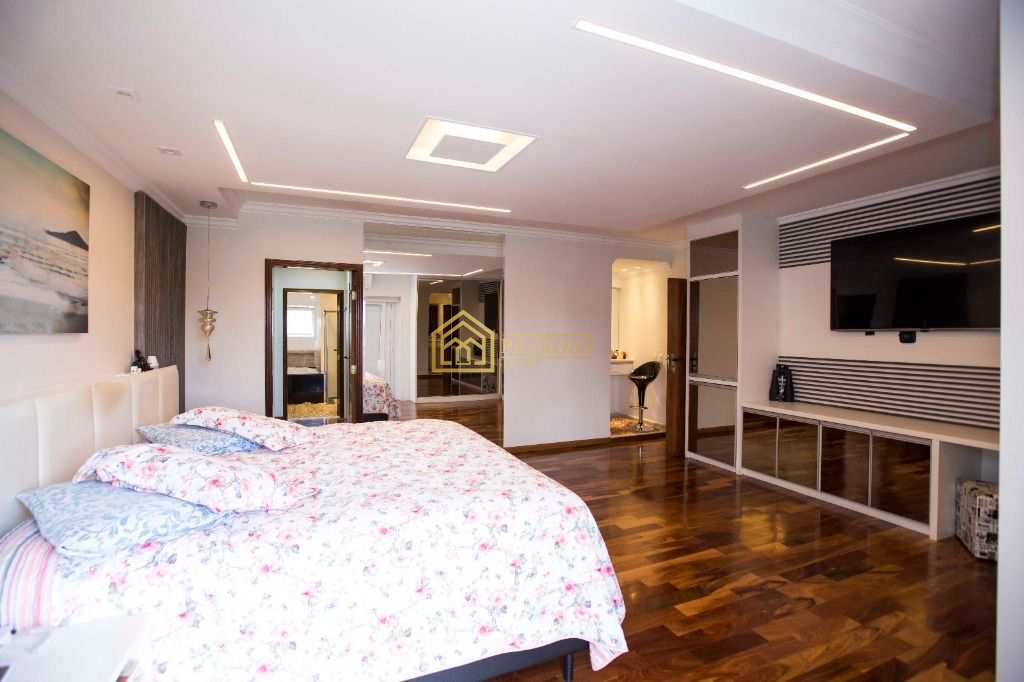 Casa à venda com 4 quartos, 800m² - Foto 31