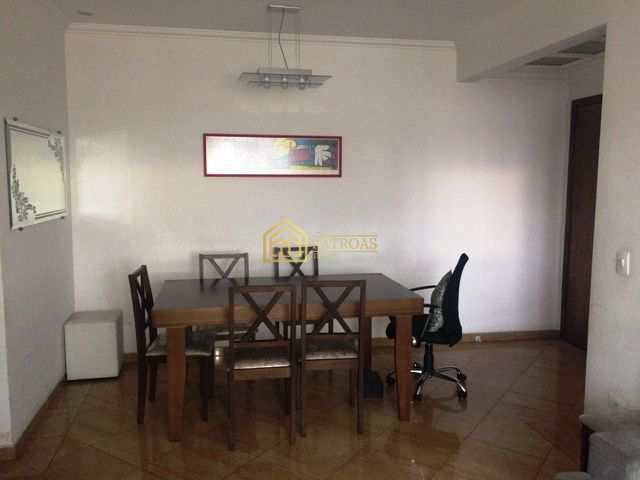 Apartamento à venda com 3 quartos, 94m² - Foto 2