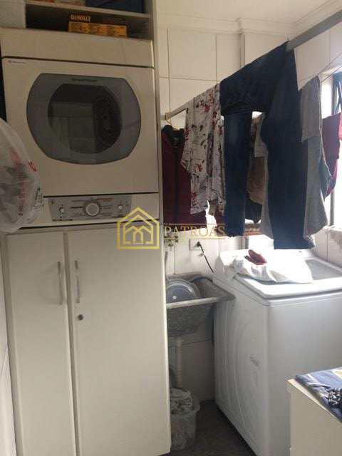 Apartamento à venda com 3 quartos, 94m² - Foto 15