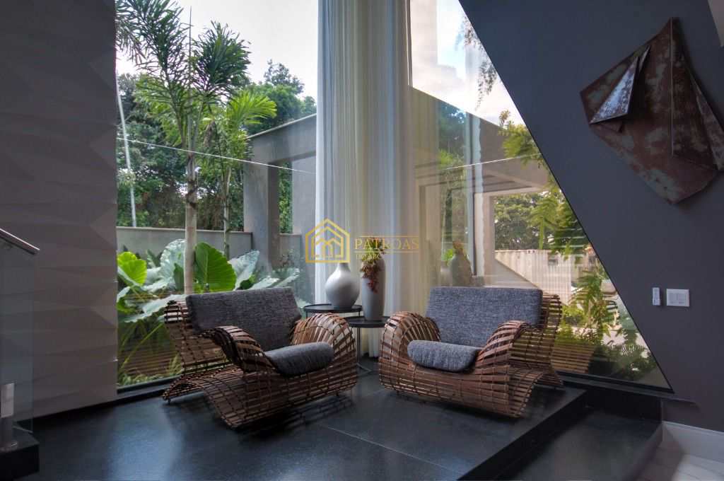 Casa à venda com 6 quartos, 551m² - Foto 19