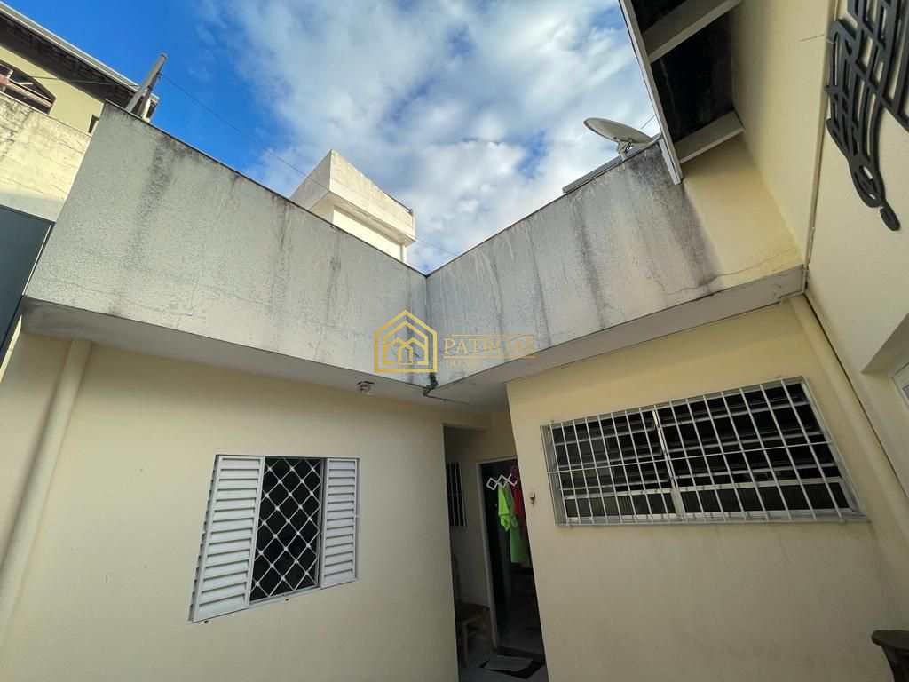 Casa à venda com 3 quartos, 111m² - Foto 18