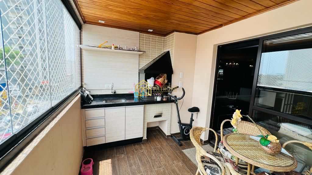 Apartamento à venda com 3 quartos, 190m² - Foto 25