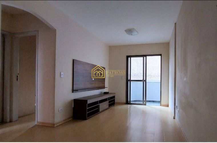 Apartamento à venda com 2 quartos, 65m² - Foto 1