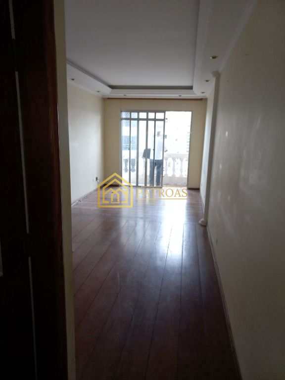 Apartamento à venda com 2 quartos, 80m² - Foto 3