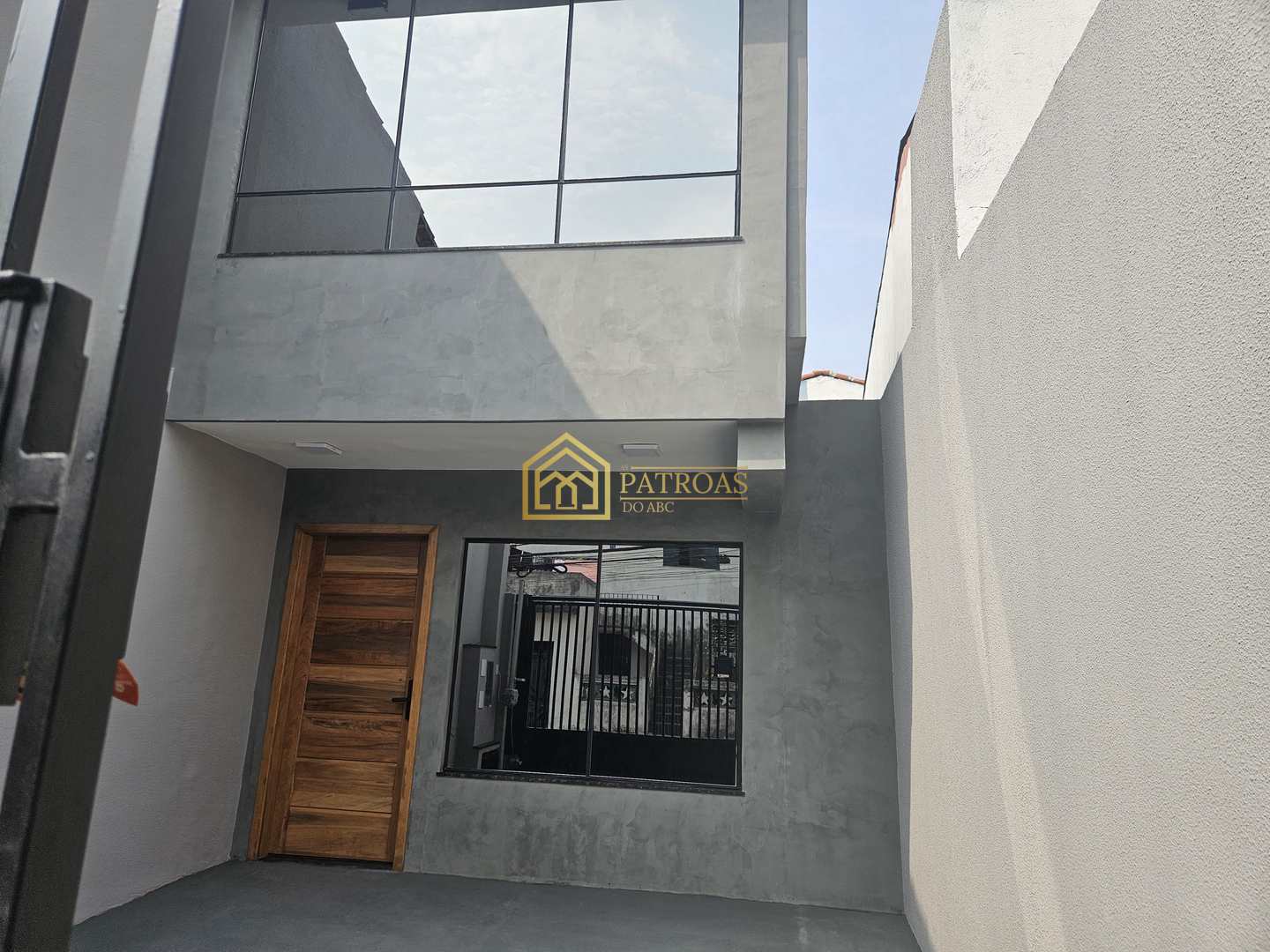 Sobrado à venda com 2 quartos, 120m² - Foto 3