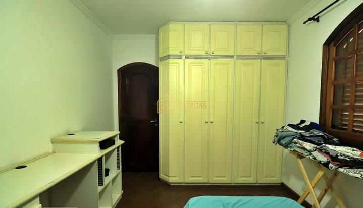 Sobrado à venda com 4 quartos, 300m² - Foto 61