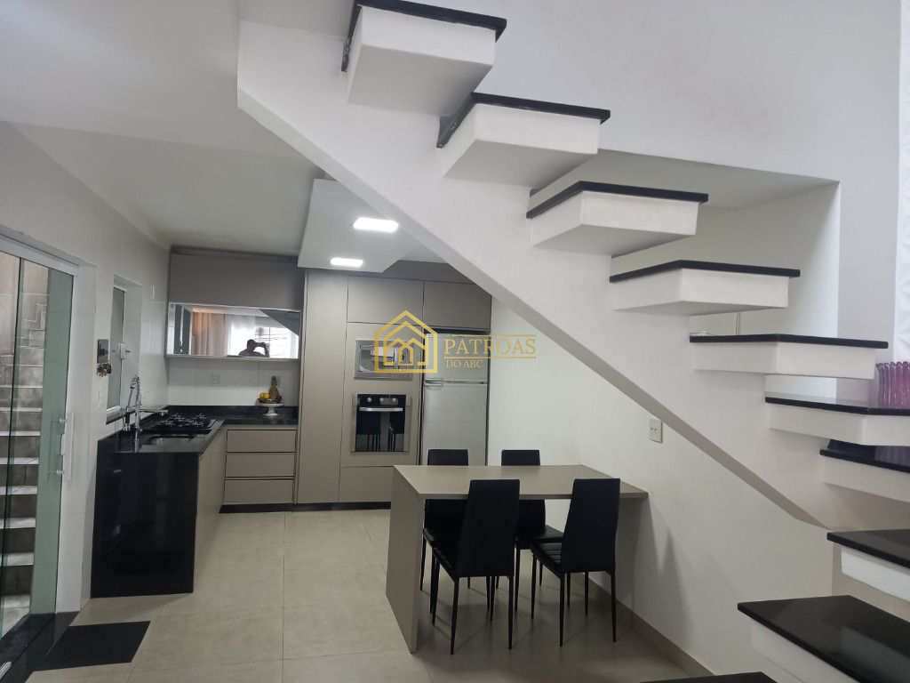 Sobrado à venda com 2 quartos, 200m² - Foto 9