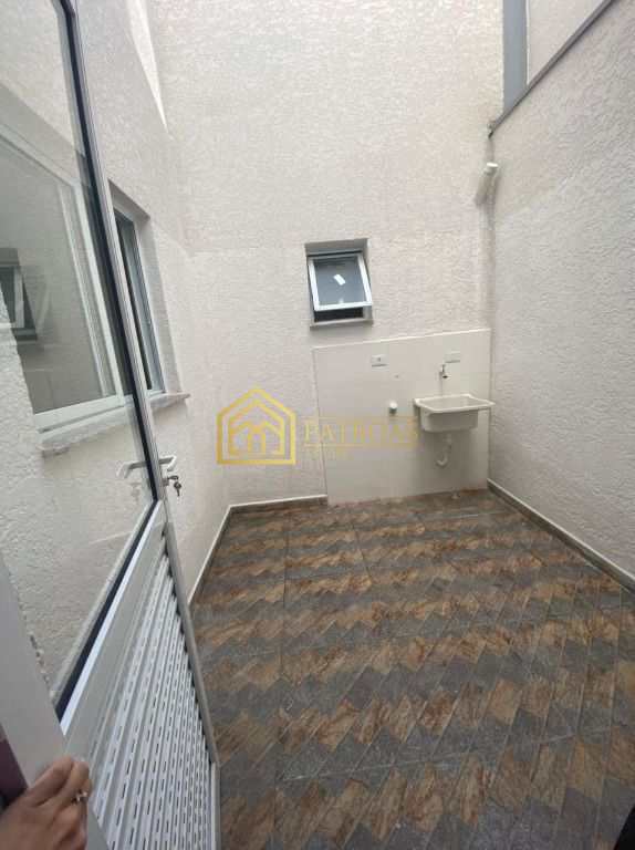 Apartamento à venda com 2 quartos, 44m² - Foto 3