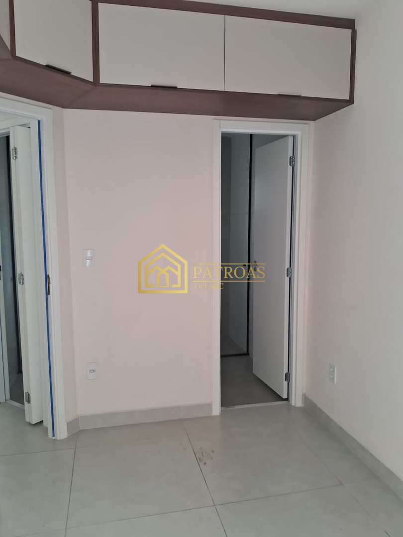 Apartamento à venda com 2 quartos, 57m² - Foto 10