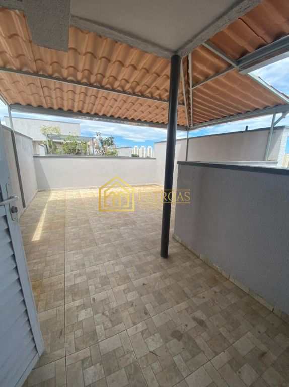 Cobertura à venda com 2 quartos, 76m² - Foto 2